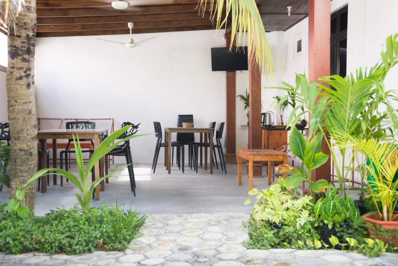 Palm Gate Maldives Otel Thulusdhoo Dış mekan fotoğraf